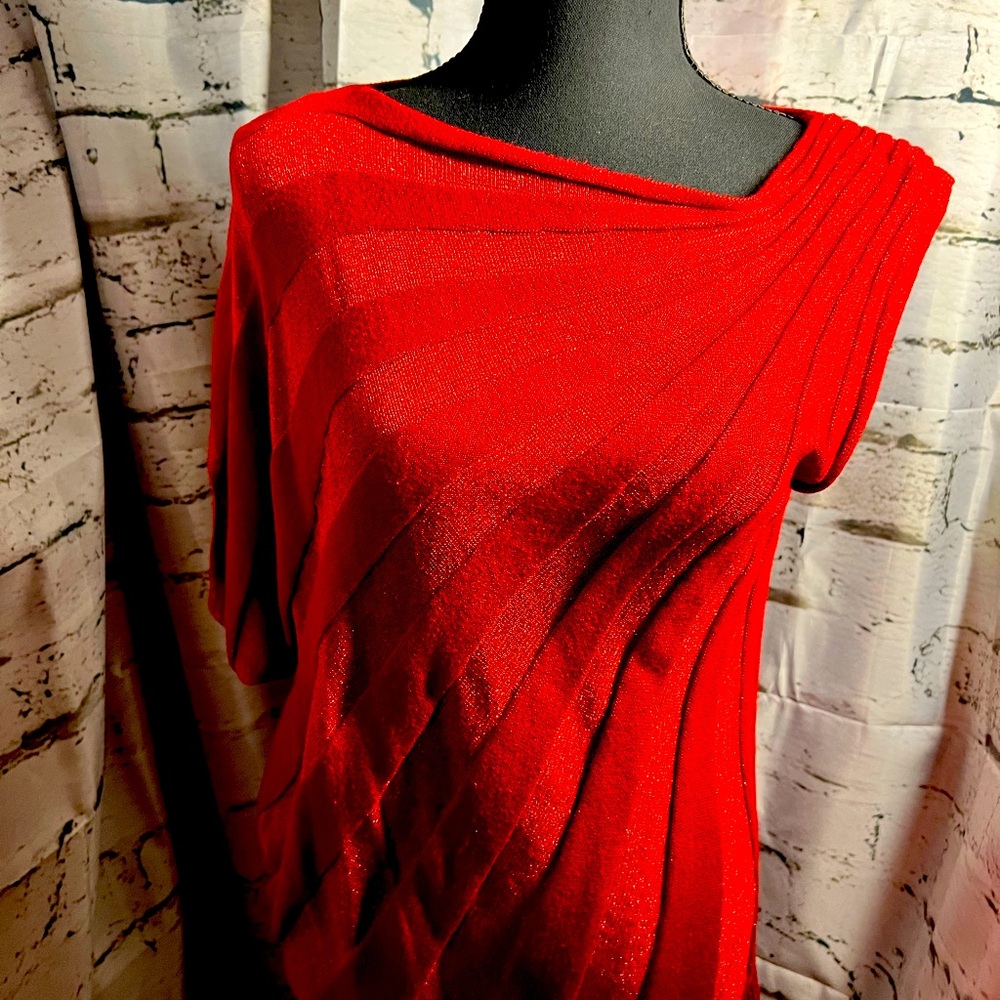 Sexy sweater fabric‎ with shiny thread cherry red large